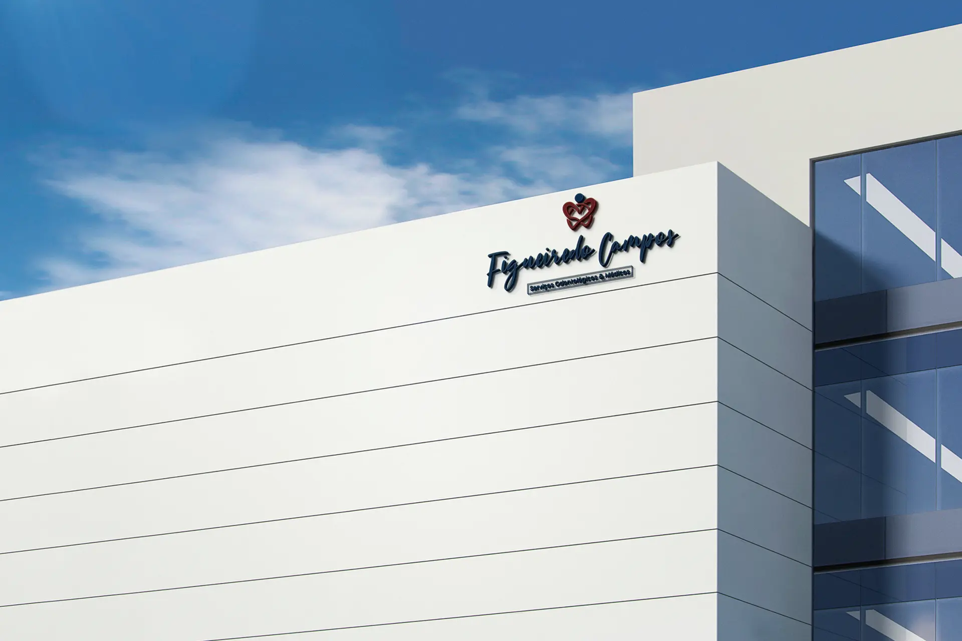 Fachada da clínica Figueiredo Campos com letreiro e logo aplicados